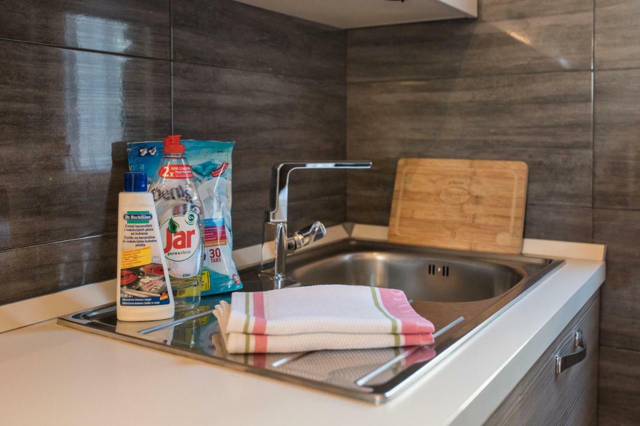 Apartment Bella Baška Voda エクステリア 写真